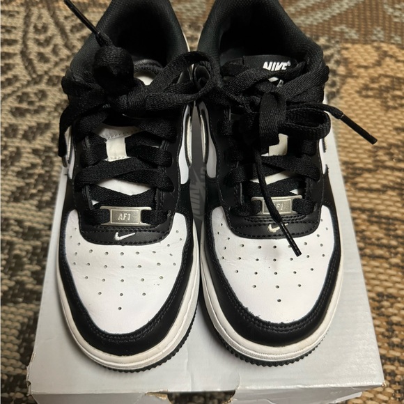 Nike 4y - Picture 3 of 4